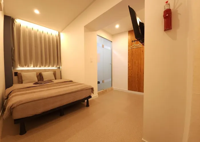 Hostal Oyo Myeongdong 3